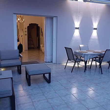 דירות נפפקטוס Kelly'S Penthouse מראה חיצוני תמונה